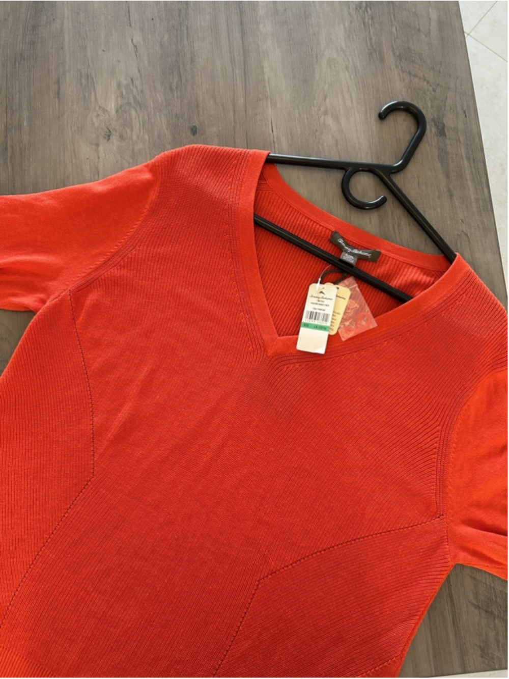 NEW! Tommy Bahama women Orange V Neck Ribbed Sweater Size L Cotton Viscose